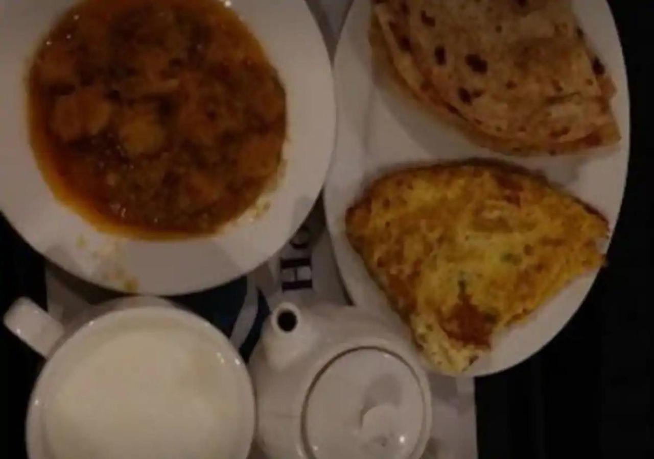 Rajone Hotel Fajsalabad Zewnętrze zdjęcie